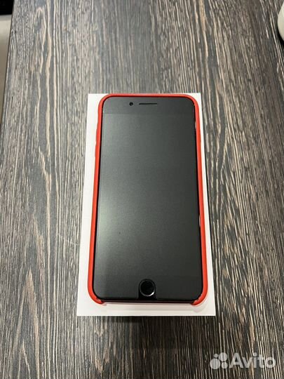 iPhone 8 Plus, 64 ГБ