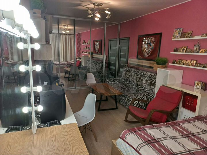 2-к. квартира, 66 м², 1/10 эт.