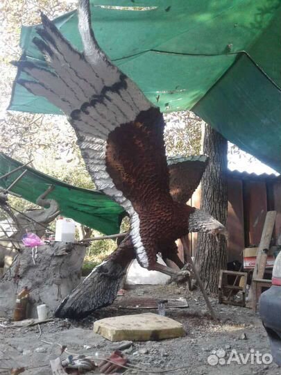 Скульптура, фонтаны, водопады, роспись стен, камин