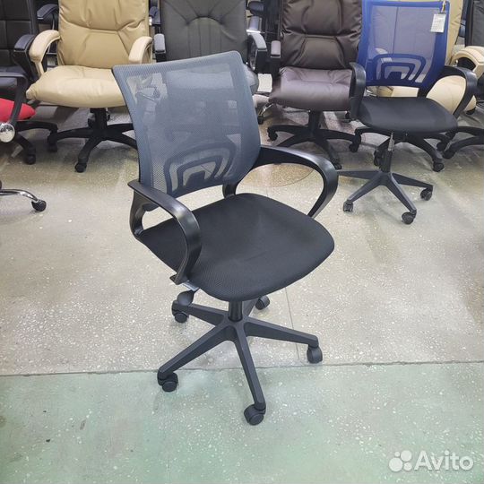 Офисное кресло Бюрократ Ch-695