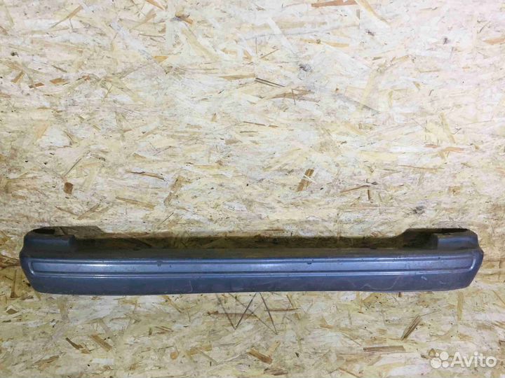 Бампер задний wagon Mazda Capella GV Серыйцарапины