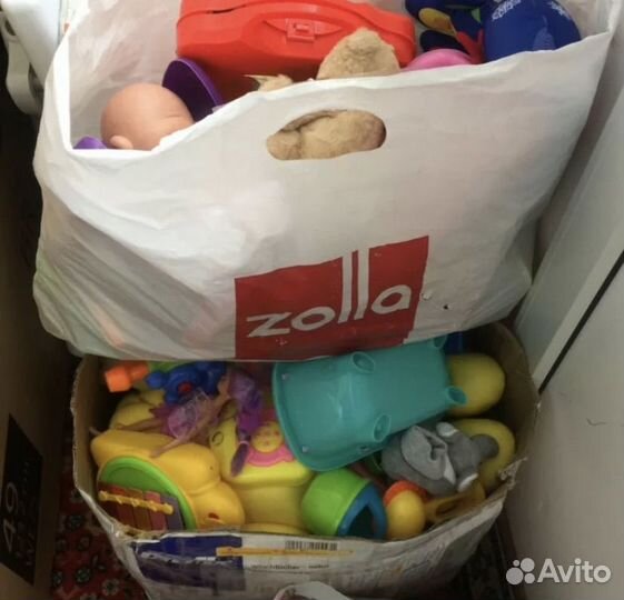 Вещи детские и игрушки пакетом