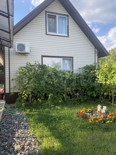 Дом 98,3 м² на участке 6 сот.