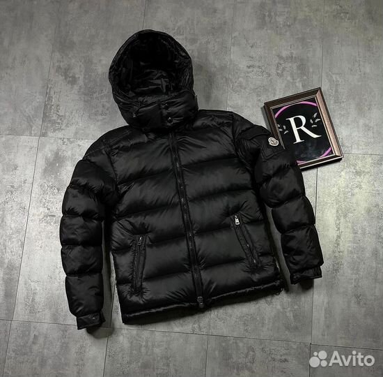 Куртки Moncler плотные