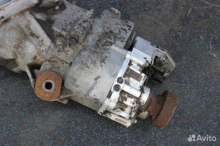 Редуктор Volvo XC90 (Вольво хс90) C 91 08689633