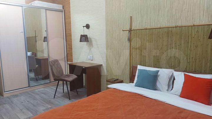 2-к. квартира, 54 м², 1/4 эт.