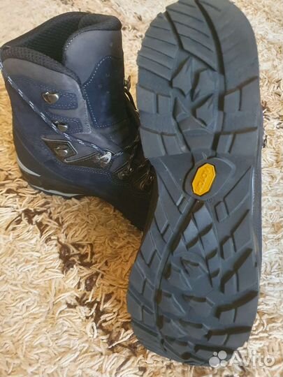 Треккинговые ботинки Lowa ticam II GTX