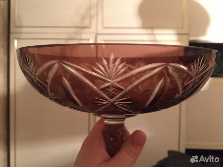 Обмен Ваза для фруктов хрусталь марганцевый резной