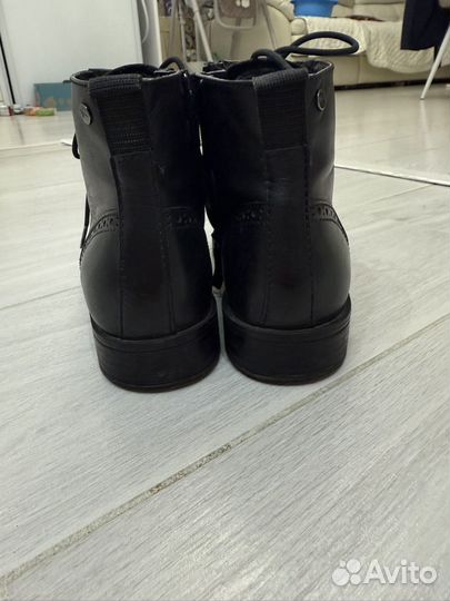 Ботинки демисезонные