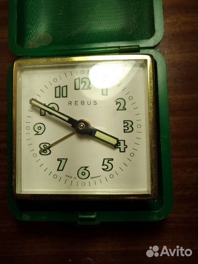 Часы настенные очз