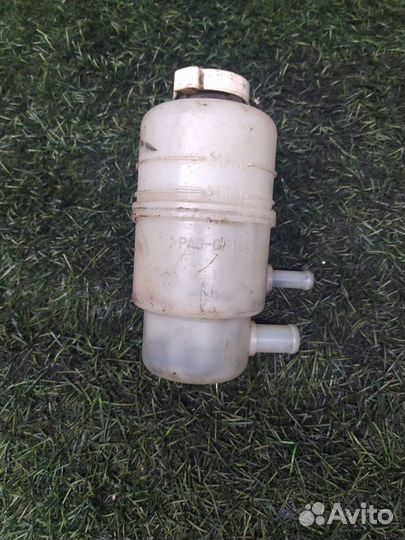 Бачок жидкости гур Mitsubishi Lancer 9