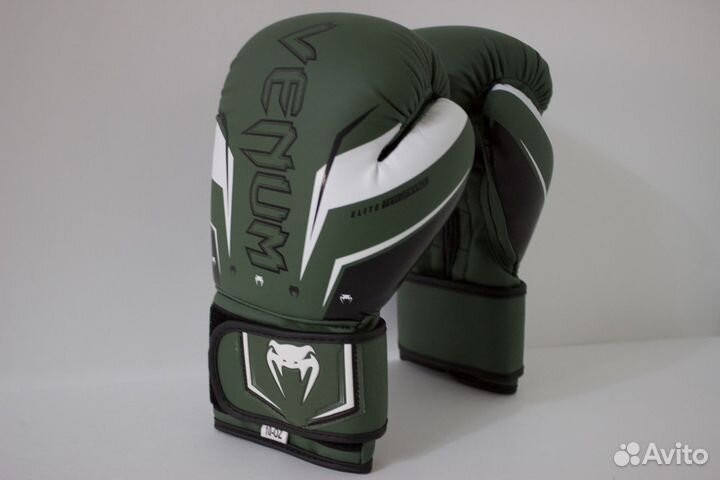 Боксерские перчатки venum
