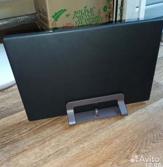 Вертикальная подставка для ноутбука ugreen