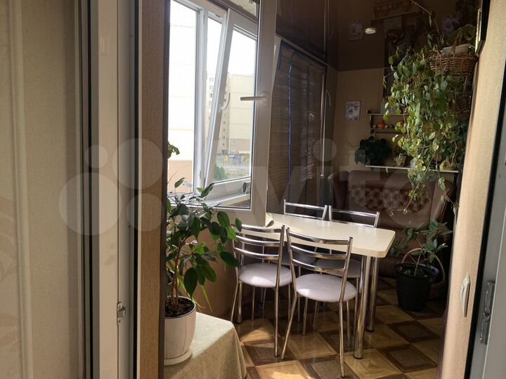 3-к. квартира, 83 м², 8/10 эт.