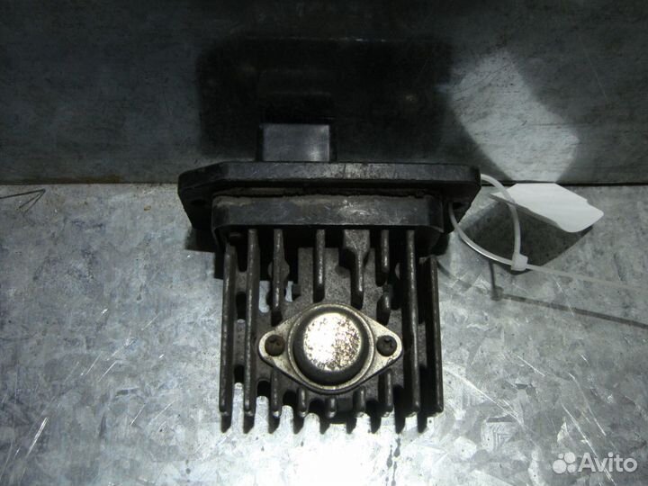 Резистор отопителя Corolla Ceres (92-94) б/у