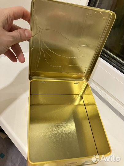 Жестяная коробка для чая