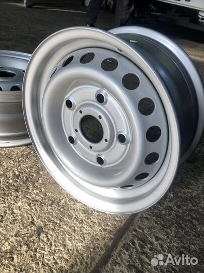 Колесные диски на R 15 на Ford Transit Custom