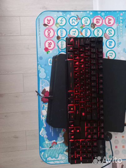 Игровая клавиатура с подсветкой