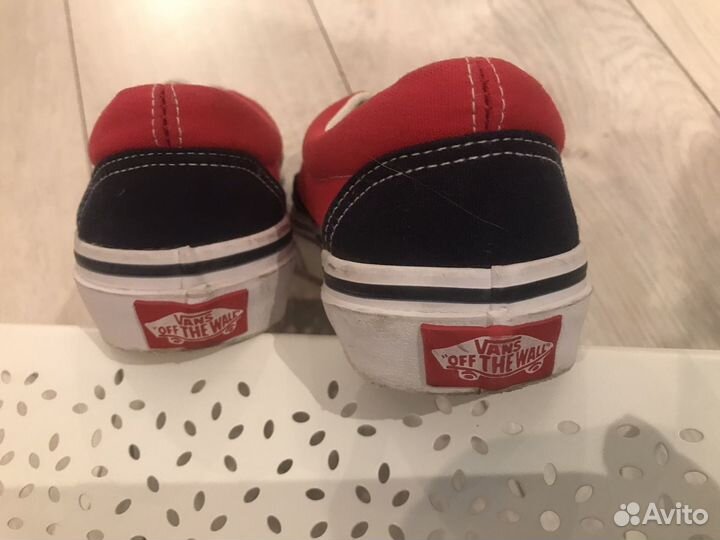 Кеды: бренд vans