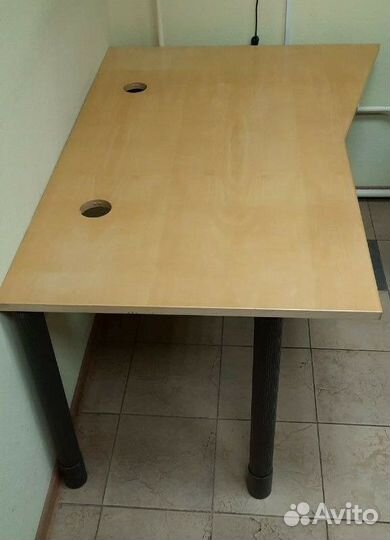 Стол офисный (компьютерный) премиум Bene (Австрия)