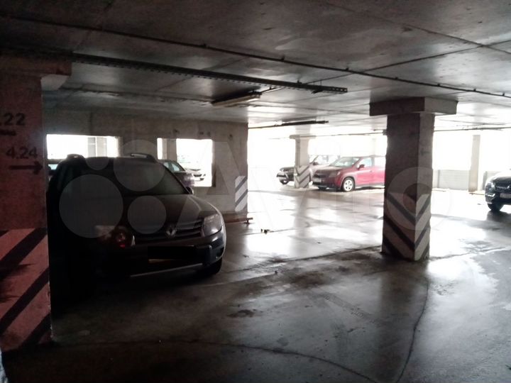 Машиноместо, 15 м²
