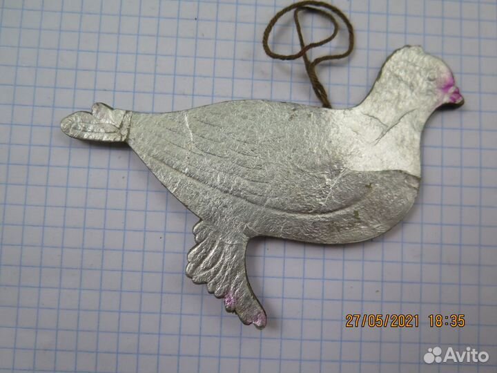 Елочная игрушка голубь