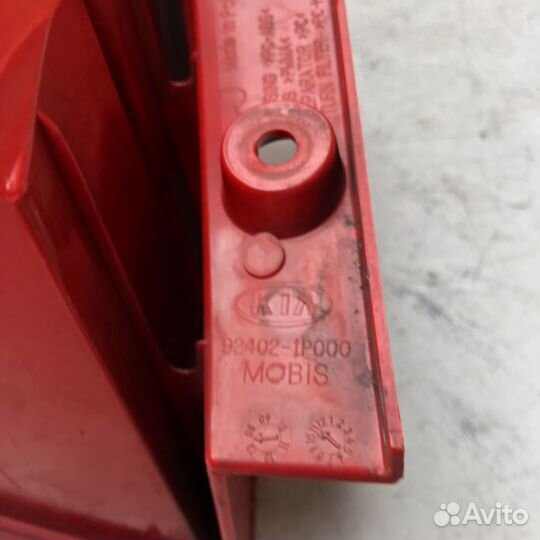 Фонарь задний правый R в крыло Киа Kia Венга Venga