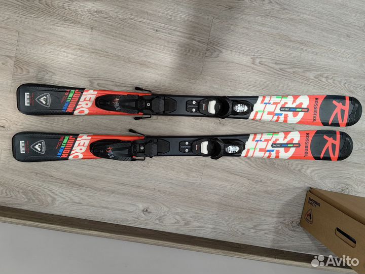Комплект горные лыжи и ботинки детские