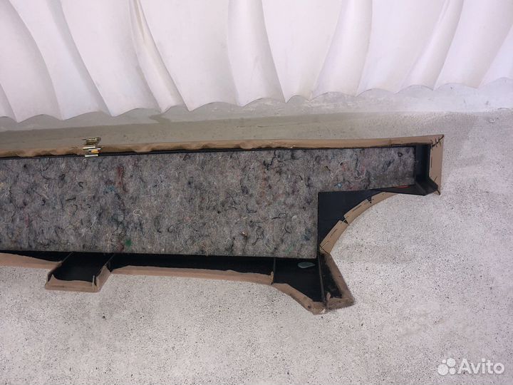 Обшивка стойки задняя правая MB W220