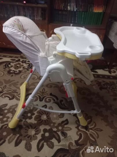 Стульчик для кормления