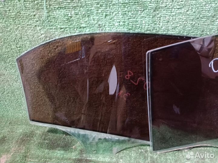 Стекло двери задней левой Mazda 6