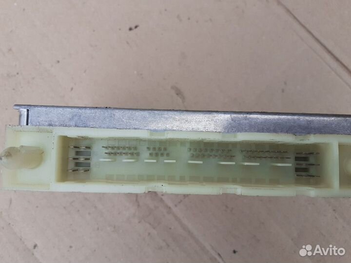 Блок управления АКПП вольво S80 2.4 i 00008863А2