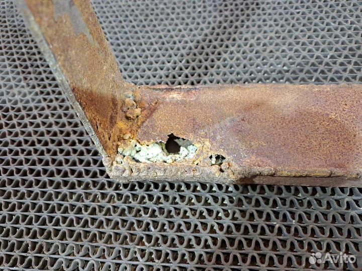 Кронштейн ящика акб