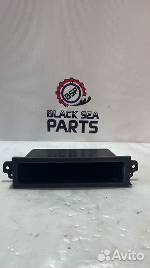 Ящик передней консоли на Chevrolet Lanos