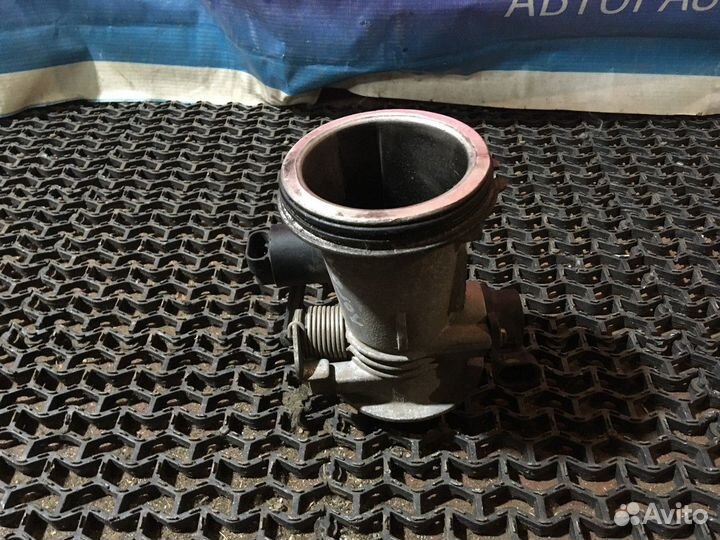 Заслонка дроссельная Renault Logan