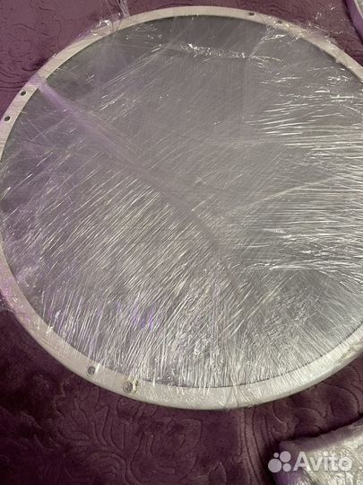 Столик IKEA клингсбу