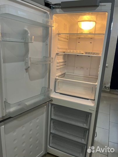 Холодильник Самсунг ноуфрост