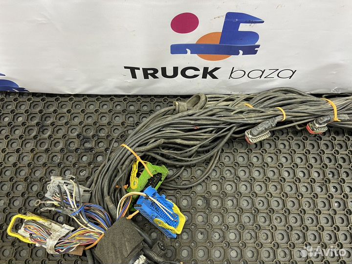 1495489 Проводка шасси основная Scania 5-series