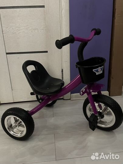 Трехколесный велосипед новый