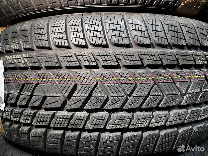 Pirelli Scorpion Winter 265/45 R20