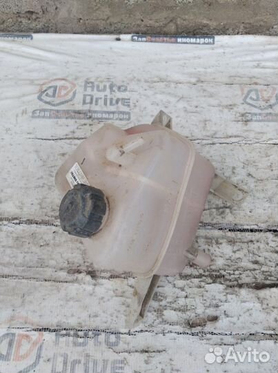 Бачок расширительный LADA Granta 21116 2012