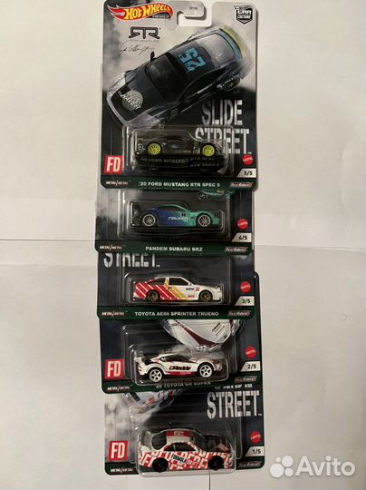 Hot Wheels Premium slide street