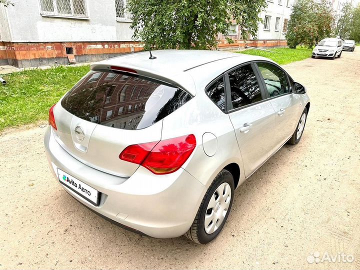 Opel Astra 1.4 МТ, 2012, 127 500 км