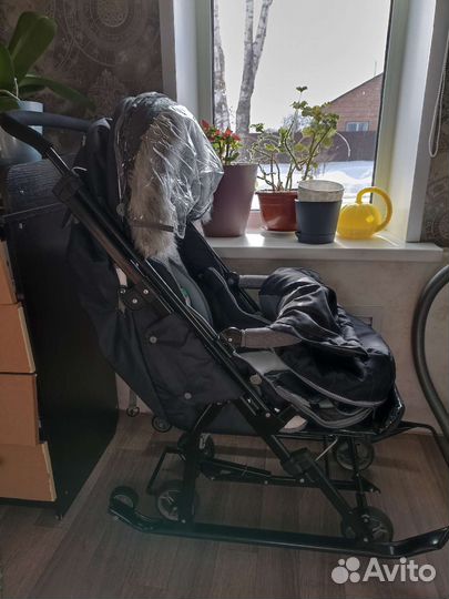 Детские санки коляска