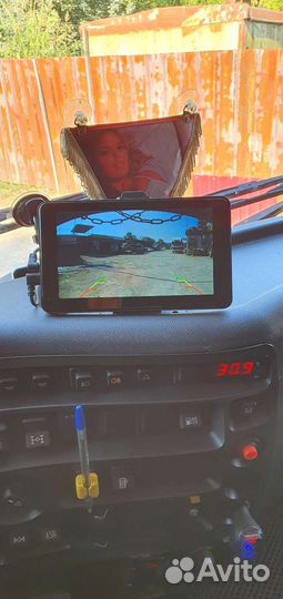 Планшет помощник водителя кар плей
