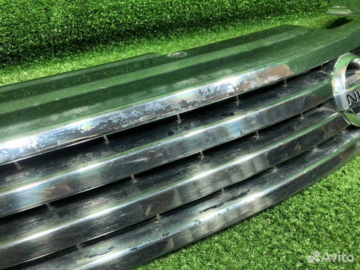 Решетка радиатора передняя Infiniti Nissan G35