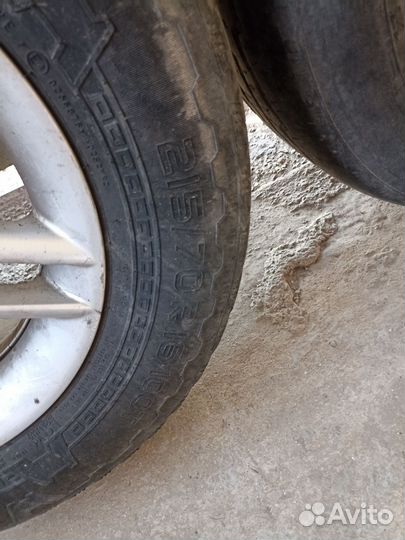 Резина Nokian Tyres 215/70/16