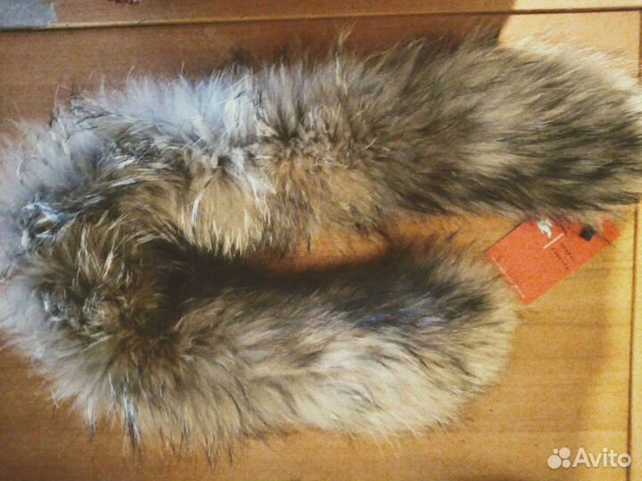 Меховой воротник енот