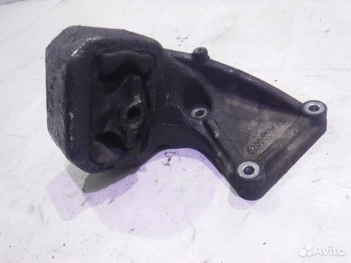 Опора двигателя Джип