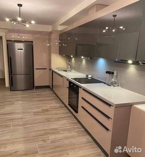 Кухня в потолок